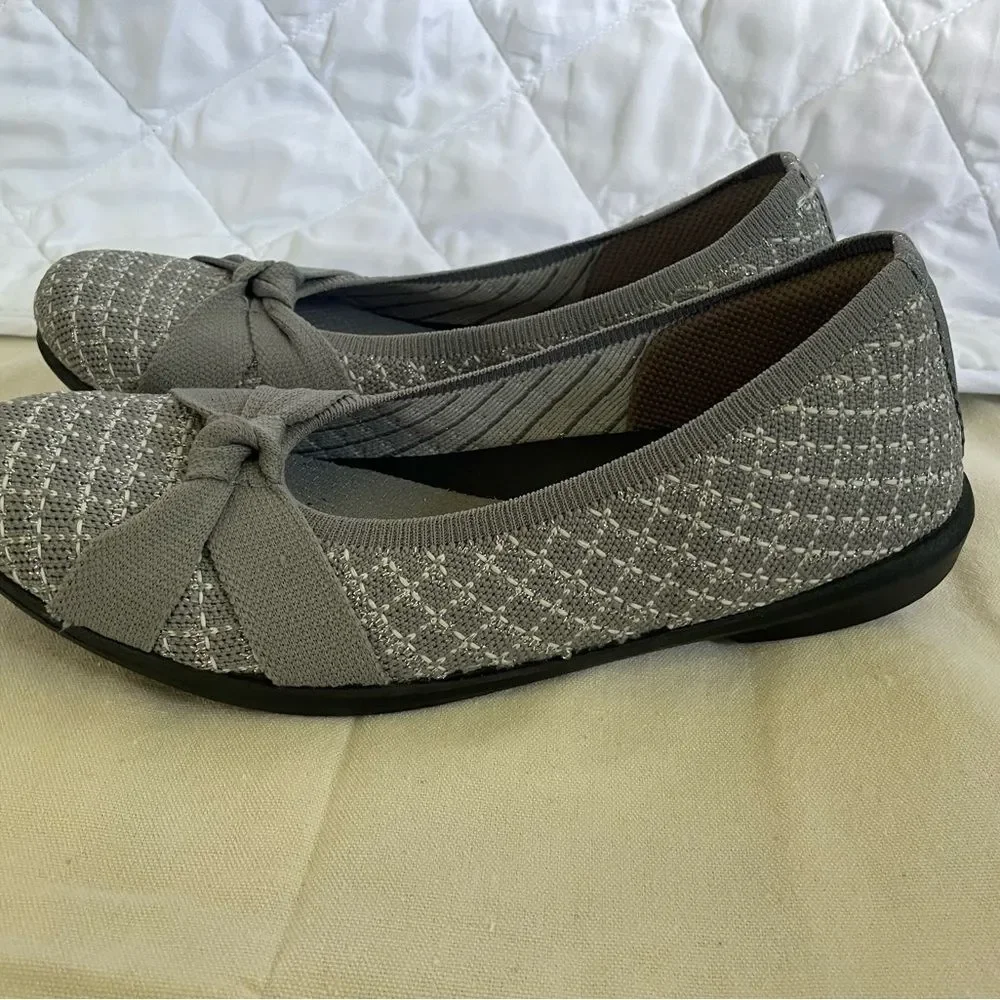 BZees for Lifestride Women’s Kissed Ballet Flats Graphite Color 7.5W